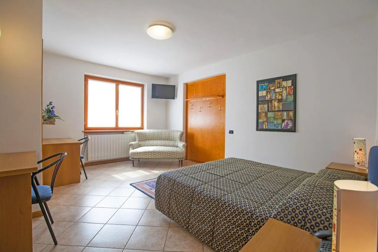 Hotel Max Meublè Castione della Presolana