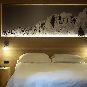Hotel Lo, Castione della Presolana